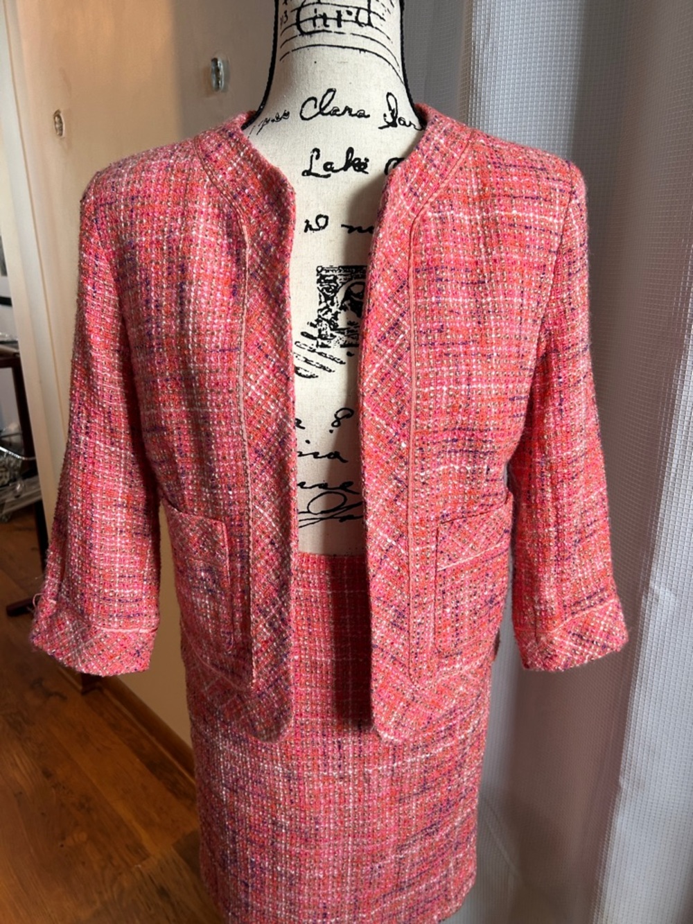 Logic 2 piece Vintage Pink Tweed Open-Front Ladies Jacket & Skirt Set, Jackie O